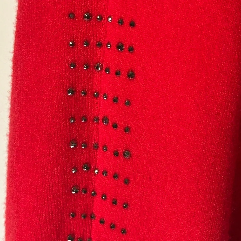 Oliver Holiday Red Sweater Black Sparkle Beads Size 2X Soft And‎ Cozy